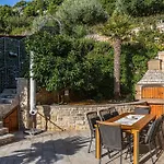 Villa Tomislav *