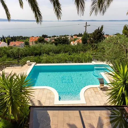 Tomislav Villa Split