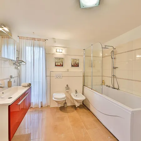 ヴィラ Tomislav *