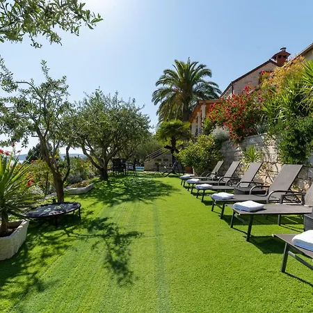 Tomislav Villa Split